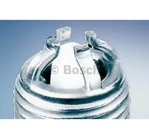 Свеча зажигания BOSCH 0242236562 на BMW Z3 (E36) Свеча зажигания BOSCH 0242236562 на BMW Z3 (E36)