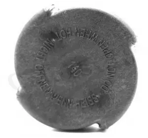 Крышка расширительного бачка системы охлаждения BMW 17137639023 на BMW 3 седан (E30) Крышка расширительного бачка системы охлаждения BMW 17137639023 на BMW 3 седан (E30)